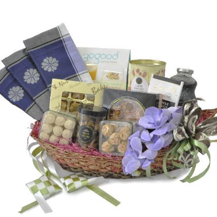 Premium Coffee And Pineapple Tarts Gift Hamper: Mothers Day Gift Ideas