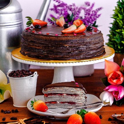 Tempting Neapolitan Crepe Cake: Valentines Day Cake Delivery