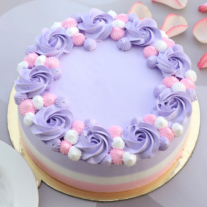 Rose Paradise Chocolate Cake: Cakes For Women