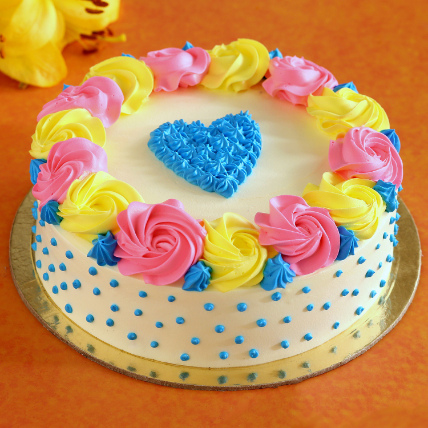 Heart And Roses Designer Chocolate Cake: Wedding Anniversary Cake