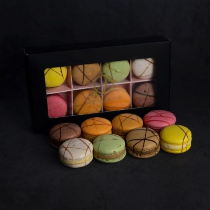 Assorted French Macarons 8 Pcs: Gifts 
