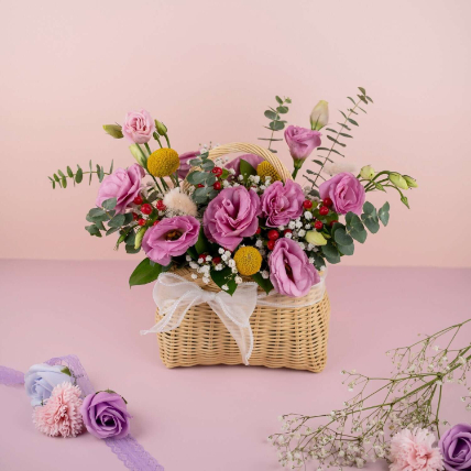 Delightful Flowers Basket: Flower Bouquet Delivery
