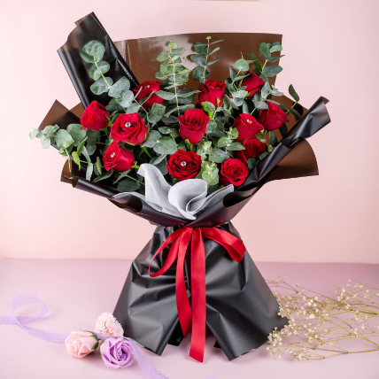 Romantic Red Roses Beautifully Tied Bouquet 99 Stems: Flower Delivery Malaysia