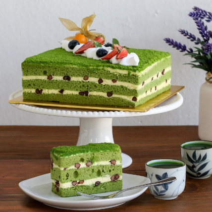 Tempting Green Tea Sponge Cake: 