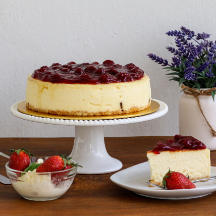 Irresistible Strawberry Cheesecake: 