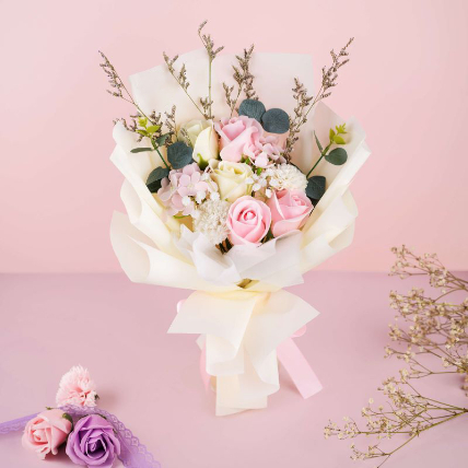 Premium Mixed Flowers Beautifully Tied Bouquet: 
