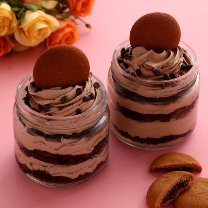 Choco Chip Dark Fantasy Cream Cake Jar Set of 2: Cakes For Men