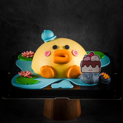 Baby Ducky Chocolate Pinata Cake: Character Cakes