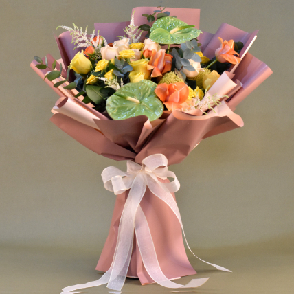 Enchanting Floral Bouquet: Wedding Gift