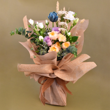 Glorious Mixed Flowers Bouquet: Mixed Flowers Bouquet