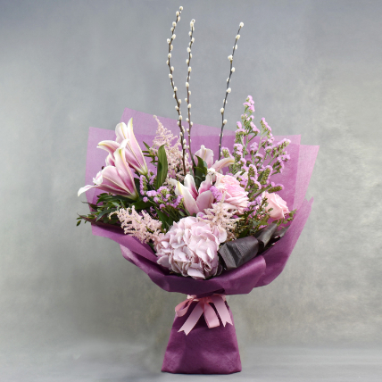 Grand Pink Petals: Last Minute Gift Delivery