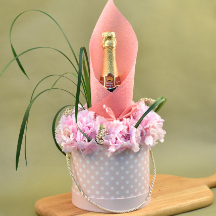 Hydrangea & Sparkling Juice Pink Box: Flower Arrangement