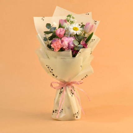 Luxurious Mixed Flowers Bouquet: Last Minute Gift Delivery