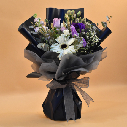 Magnificent Mixed Flowers Bouquet: Same Day Delivery Gifts