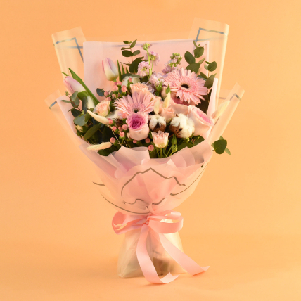 Majestic Blooms Bouquet: Last Minute Gift Delivery