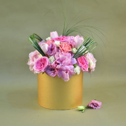 Premium Mixed Flowers Designer Golden Vase: Flower Delivery Malaysia