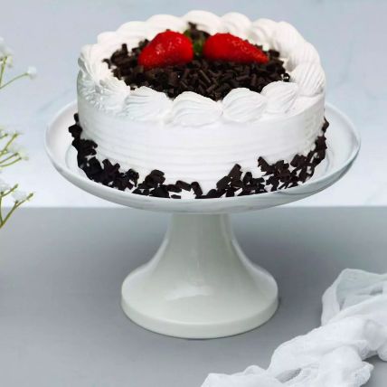 Delish Black Forest Cake Half Kg
