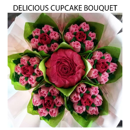 Rose Shaped Vanilla And Cupcakes Bouquet