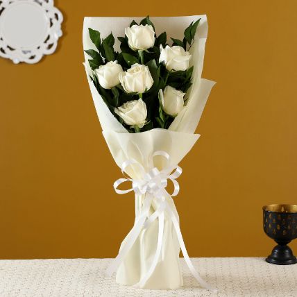 6 Gracefull white roses bouquet