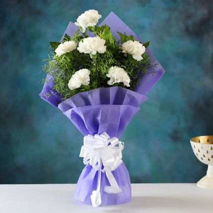 Captivating 6 White Carnations Bunch