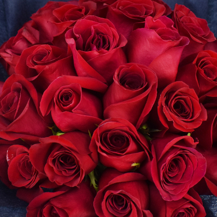 Online 35 Roses Bouquet Gift Delivery in Malaysia - FNP