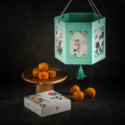Traditional Mini Mooncakes Lantern Gift Box